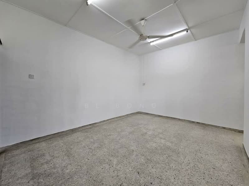 Rumah Teres 1 Tingkat untuk Dijual di Taman Malim Jaya (Bachang) - BL Bong - Interior - PropertyGuru.com.my