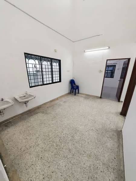 Rumah Teres 1 Tingkat untuk Dijual di Taman Malim Jaya (Bachang) - BL Bong - Interior - PropertyGuru.com.my