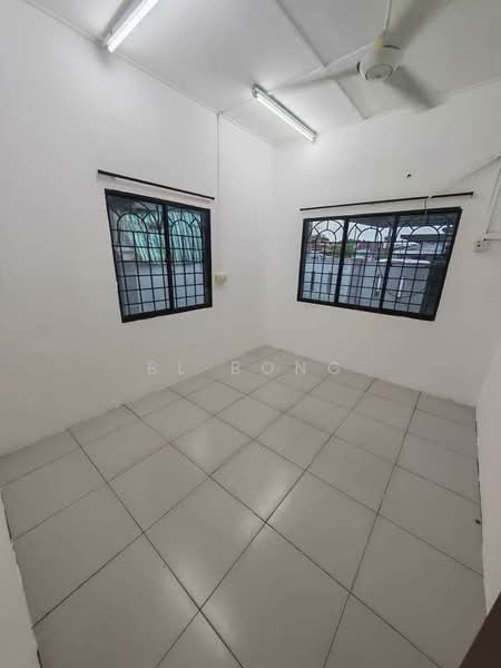 Rumah Teres 1 Tingkat untuk Dijual di Taman Malim Jaya (Bachang) - BL Bong - Interior - PropertyGuru.com.my