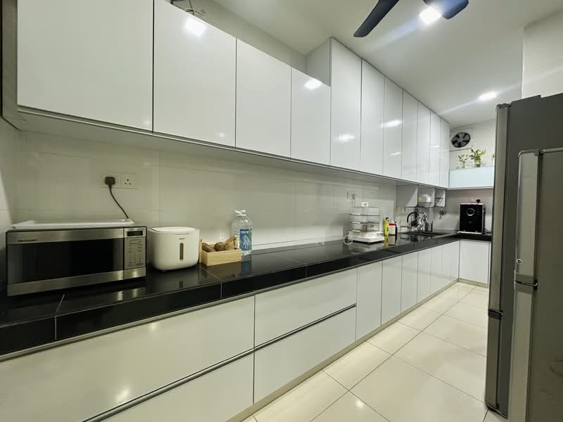 Cluster House for Sale in Bandar Parklands (Klang) - June Ng - Kitchen - PropertyGuru.com.my