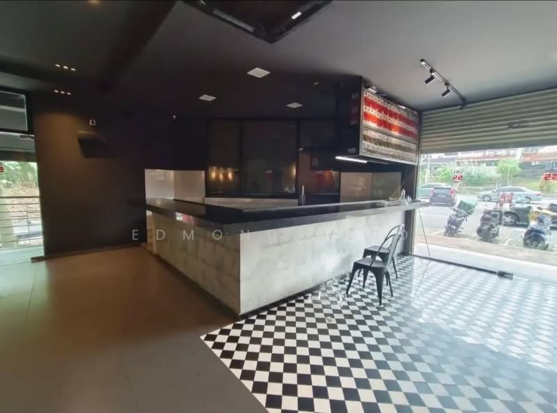 Dataran pelangi utama kayu ara corner ground floor - 5