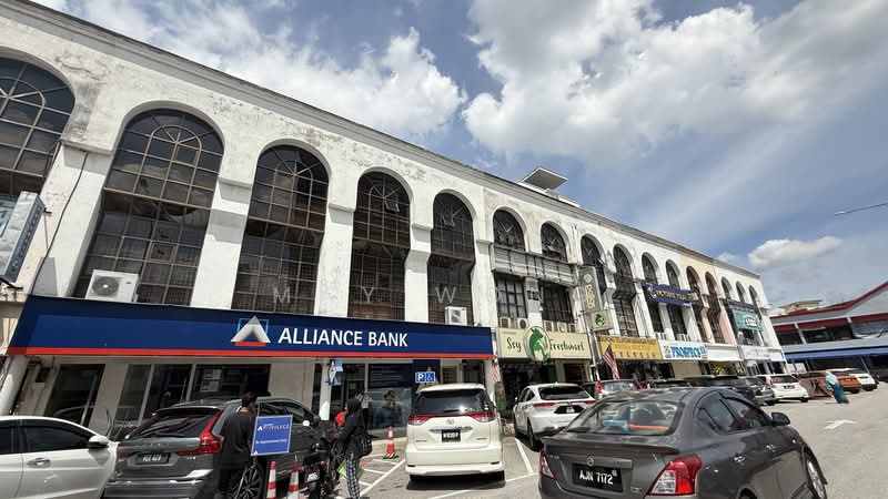 Shop / Office for Sale in Kajang (Selangor) - May Wong - Exterior - PropertyGuru.com.my