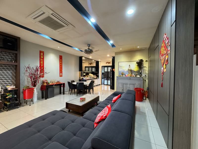2-storey Terraced House for Rent in Bandar Rimbayu (Telok Panglima Garang) - Zi Ying Lee - Living Room - PropertyGuru.com.my