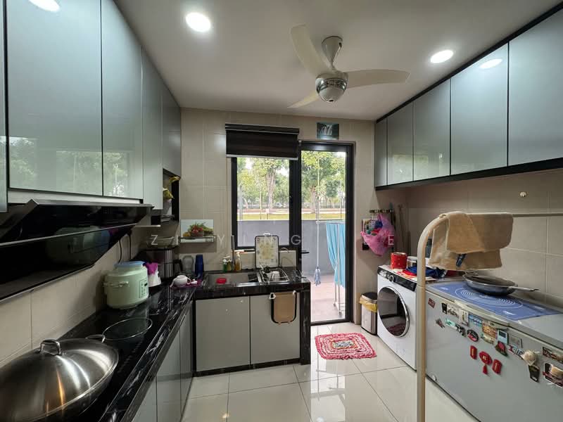 2-storey Terraced House for Rent in Bandar Rimbayu (Telok Panglima Garang) - Zi Ying Lee - Kitchen - PropertyGuru.com.my