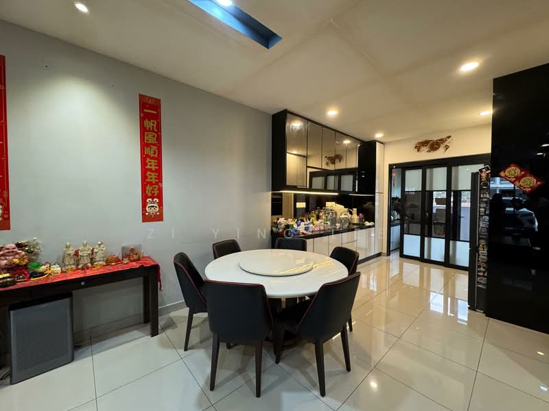 2-storey Terraced House for Rent in Bandar Rimbayu (Telok Panglima Garang) - Zi Ying Lee - Dining Room - PropertyGuru.com.my