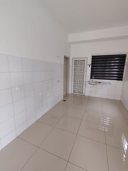 2-storey Terraced House for Rent in Bandar Rimbayu (Telok Panglima Garang) - Grace Lai - Kitchen - PropertyGuru.com.my