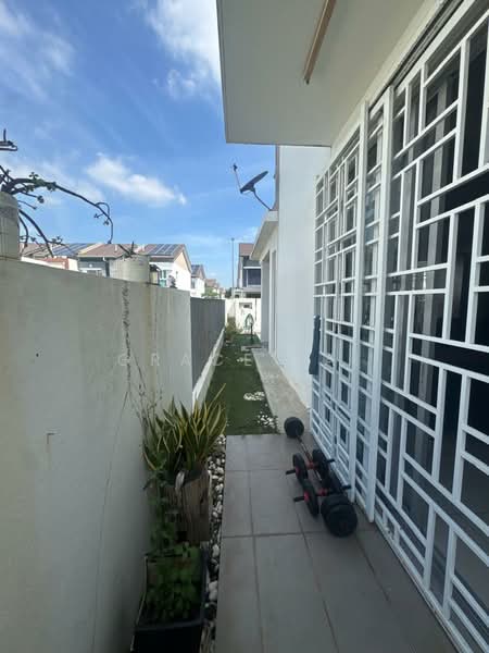 2-storey Terraced House for Rent in Bandar Rimbayu (Telok Panglima Garang) - Grace Lai - Exterior - PropertyGuru.com.my
