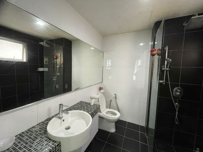 Condominium for Sale at Aston Kiara 3 - Kelven Tan - Bathroom - PropertyGuru.com.my