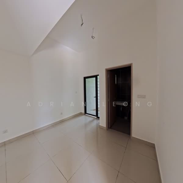 2-storey Terraced House for Sale in Bandar Kinrara (Selangor) - Adrian Leong - Interior - PropertyGuru.com.my