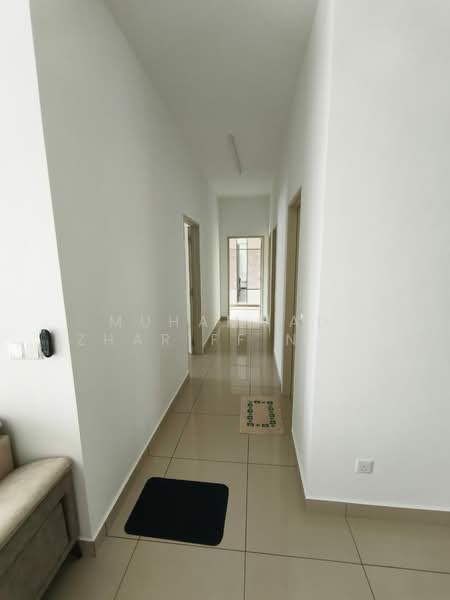 Condominium for Rent at Topaz Residence - Muhammad Zhariff Nasharudin - Corridor - PropertyGuru.com.my