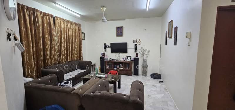 Rumah Teres 2 Tingkat untuk Dijual di Skudai (Johor) - Claira Ong - Living Room - PropertyGuru.com.my