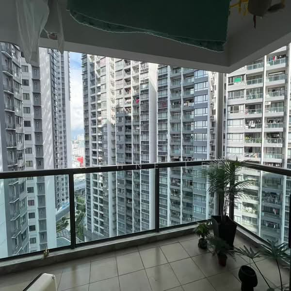 Servis Apartment untuk Dijual di R&F Princess Cove Phase 1 - Daphne Lee - Balcony - PropertyGuru.com.my