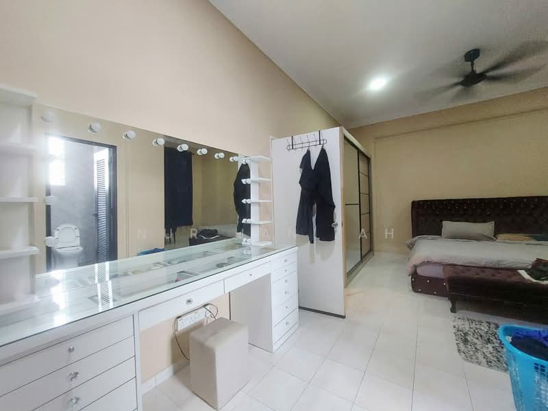 2-storey Terraced House for Rent in Bukit Bandaraya (Shah Alam) - Nur Hanizah - Bedroom - PropertyGuru.com.my