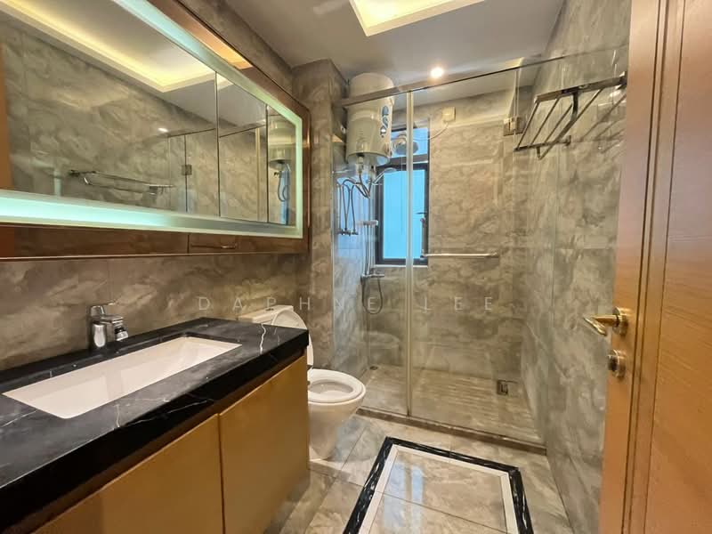 Servis Apartment untuk Disewa di R&F Princess Cove Phase 1 - Daphne Lee - Bathroom - PropertyGuru.com.my