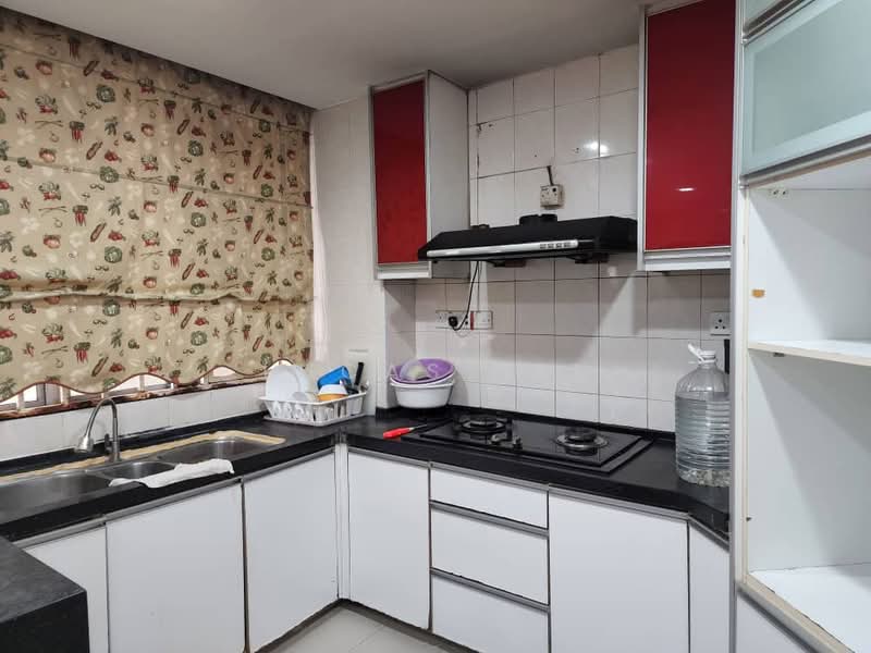 Condominium for Sale at Villa Wangsamas - Lucas Sit - Kitchen - PropertyGuru.com.my