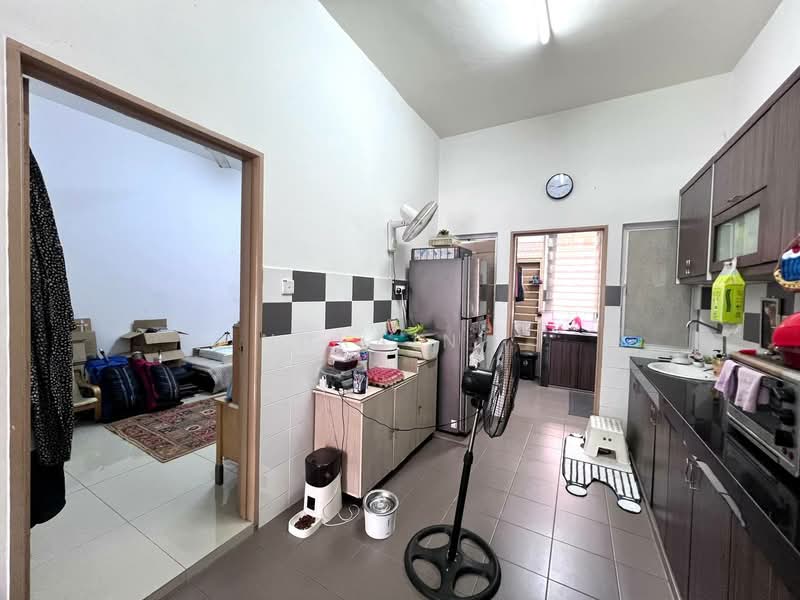 Terraced House for Sale in Sungai Buloh (Selangor) - Nurain . - Kitchen - PropertyGuru.com.my