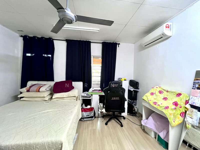 Terraced House for Sale in Sungai Buloh (Selangor) - Nurain . - Bedroom - PropertyGuru.com.my