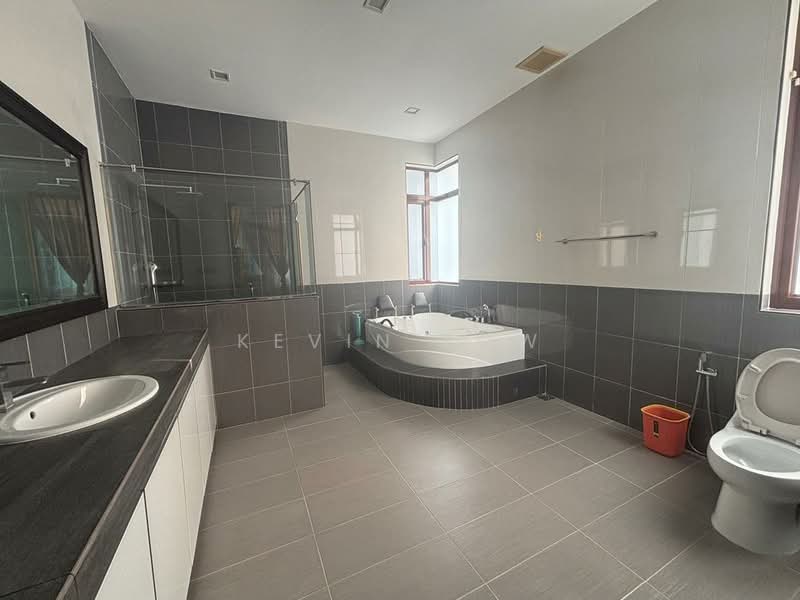 Bungalow for Sale in Setia Eco Park (Setia Alam) - KEVIN LOW - Bathroom - PropertyGuru.com.my