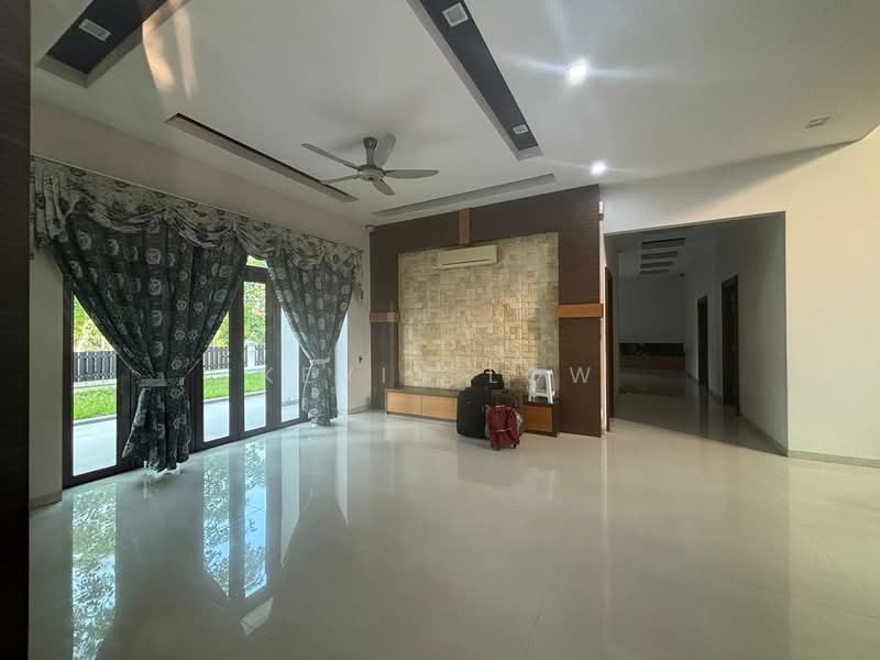 Bungalow for Sale in Setia Eco Park (Setia Alam) - KEVIN LOW - Living Room - PropertyGuru.com.my