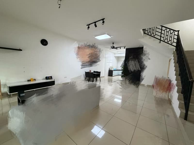 BUKIT INDAH BANDAR NUSAJAYA - 1