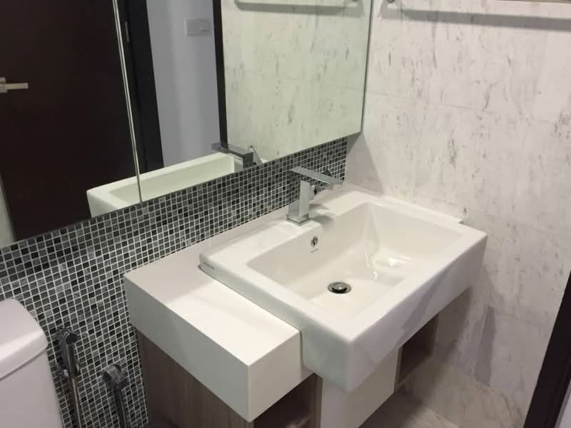 Service Residence for Rent at The Elements - Nick Mok - Bathroom - PropertyGuru.com.my