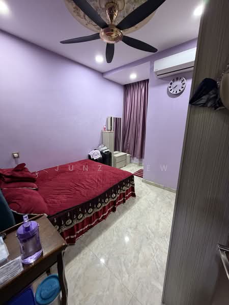 Rumah Teres 2 Tingkat untuk Dijual di Bandar Uda Utama (Johor Bahru) - Junz Liew - Bedroom - PropertyGuru.com.my