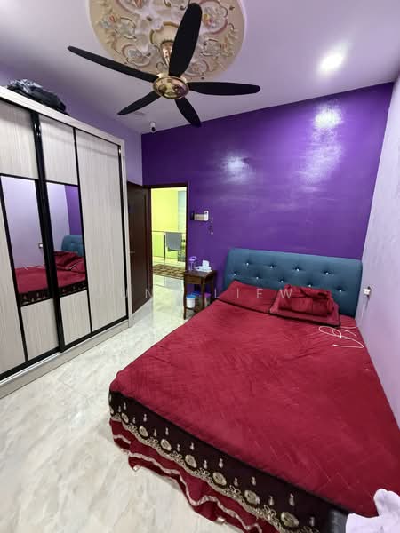 Rumah Teres 2 Tingkat untuk Dijual di Bandar Uda Utama (Johor Bahru) - Junz Liew - Bedroom - PropertyGuru.com.my