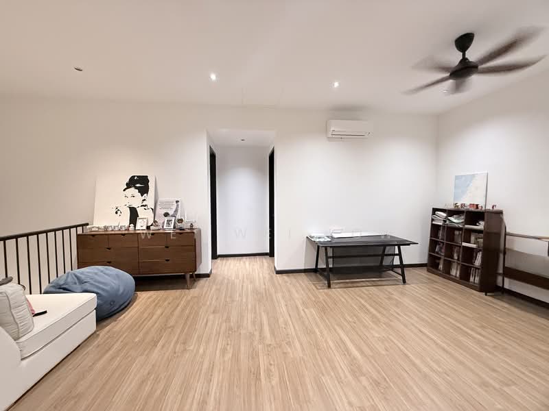 Rumah Teres untuk Disewa di Kota Kemuning (Shah Alam) - Wei Wei Low - Living Room - PropertyGuru.com.my