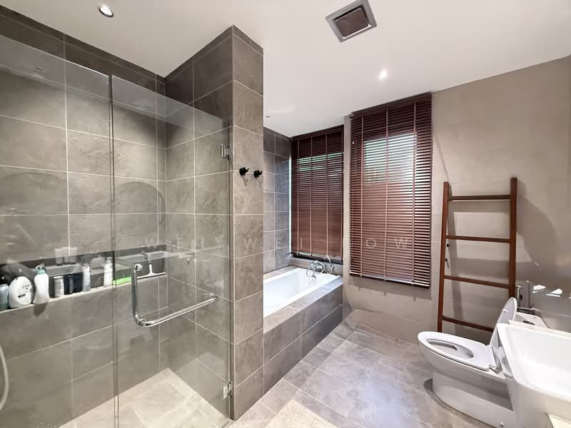 Rumah Teres untuk Disewa di Kota Kemuning (Shah Alam) - Wei Wei Low - Bathroom - PropertyGuru.com.my