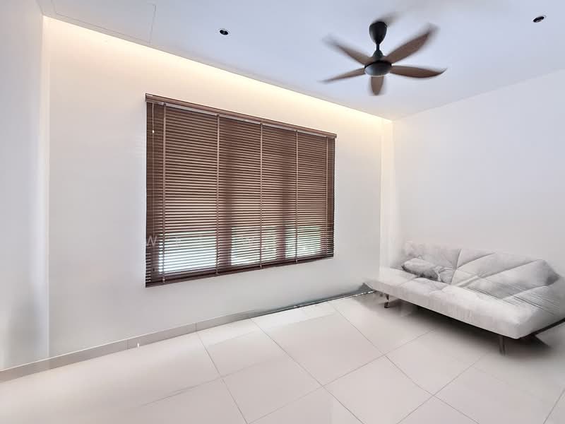 Rumah Teres untuk Disewa di Kota Kemuning (Shah Alam) - Wei Wei Low - Living Room - PropertyGuru.com.my