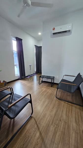 Semi-Detached House for Sale in Taman Suria Villa (Kajang) - Chin Chee Meng - Living Room - PropertyGuru.com.my