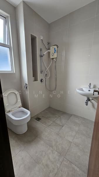 Semi-Detached House for Sale in Taman Suria Villa (Kajang) - Chin Chee Meng - Bathroom - PropertyGuru.com.my