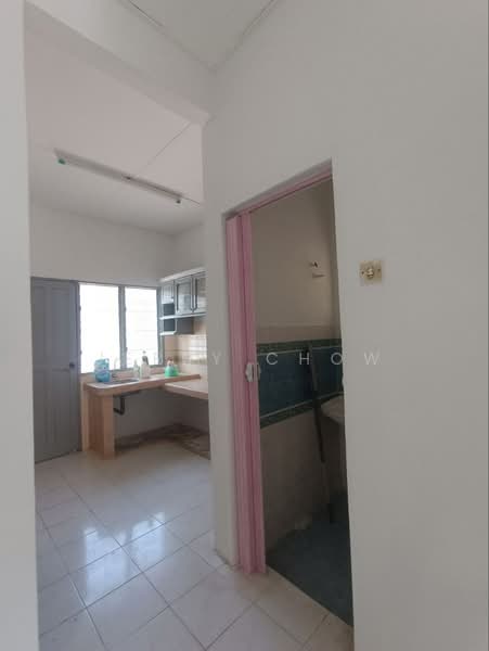 Rumah Teres 1 Tingkat untuk Disewa di Lahat (Perak) - Jerry Chow - Kitchen - PropertyGuru.com.my