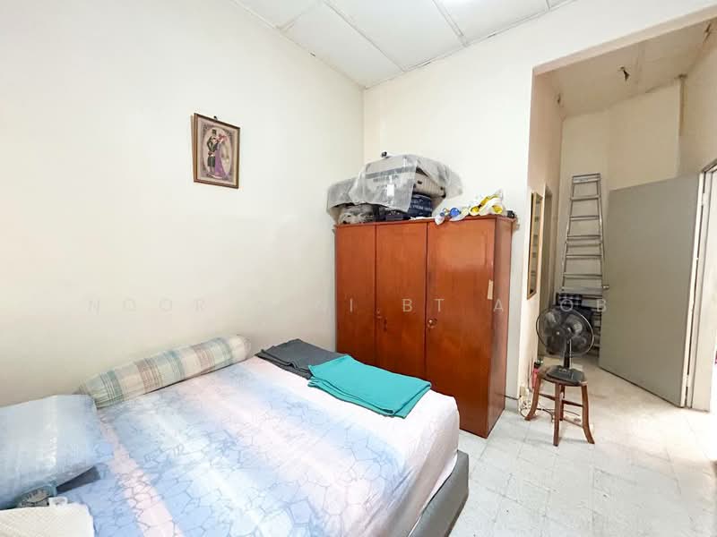 1-storey Terraced House for Sale in Taman Tun Dr Ismail (Kuala Lumpur) - Noor Aini Bt Ayob - Bedroom - PropertyGuru.com.my