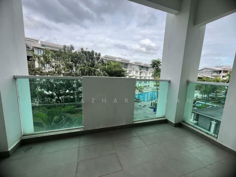 Kondominium untuk Dijual di Subang Parkhomes - Nor Azhar Azlan - Balcony - PropertyGuru.com.my