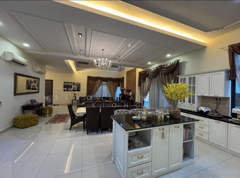 Rumah Banglo untuk Dijual di Setia Tropika (Johor Bahru) - Nelson Tan Poh Kiong - Living Room - PropertyGuru.com.my