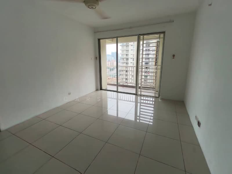 Kondominium untuk Dijual di Platinum Lake PV 20 - Carson Lee - Living Room - PropertyGuru.com.my