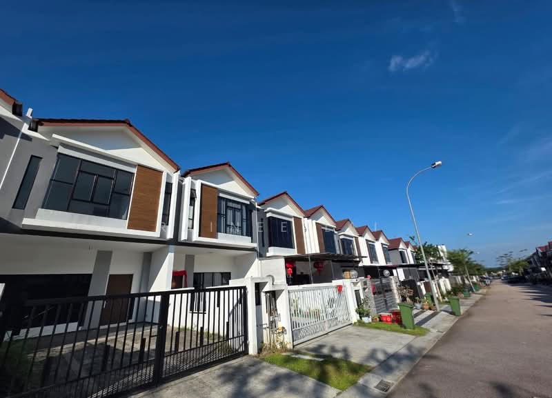 26th Avenue, Bukit Indah - 1