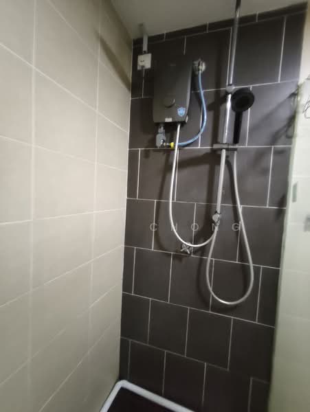 Service Residence for Rent at Starz Valley - Ally Chong - Bathroom - PropertyGuru.com.my