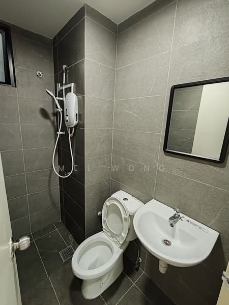 Servis Apartment untuk Disewa di Majestic Maxim - Mel Wong - Bathroom - PropertyGuru.com.my