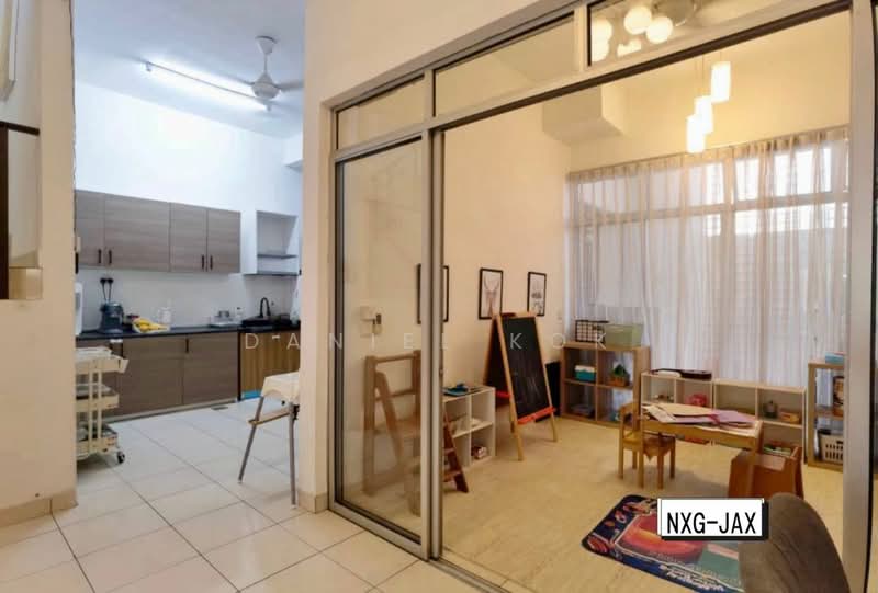 2-storey Terraced House for Sale in Setia Indah 9 (Setia Alam) - Daniel Kok - Kitchen - PropertyGuru.com.my