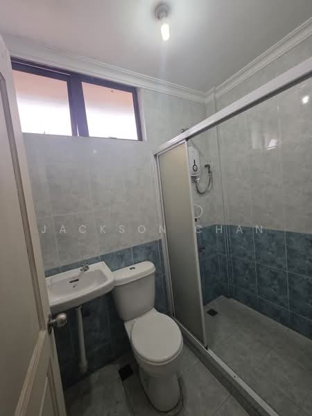 Semi-Detached House for Sale in Kota Kinabalu (Sabah) - Jackson Chan - Bathroom - PropertyGuru.com.my