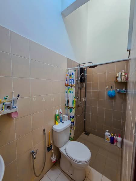 1-storey Terraced House for Sale in Taman Lestari Mewah (Semenyih) - Mahirah . - Bathroom - PropertyGuru.com.my