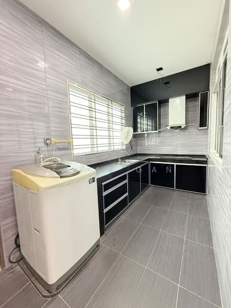 2-storey Terraced House for Sale in Austin (Johor Bahru) - Ethan Gan - Kitchen - PropertyGuru.com.my