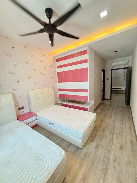 2-storey Terraced House for Sale in Austin (Johor Bahru) - Ethan Gan - Bedroom - PropertyGuru.com.my