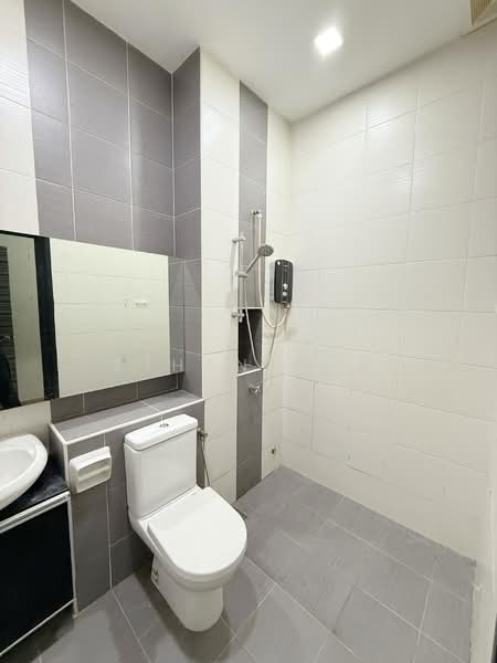 2-storey Terraced House for Sale in Austin (Johor Bahru) - Ethan Gan - Bathroom - PropertyGuru.com.my