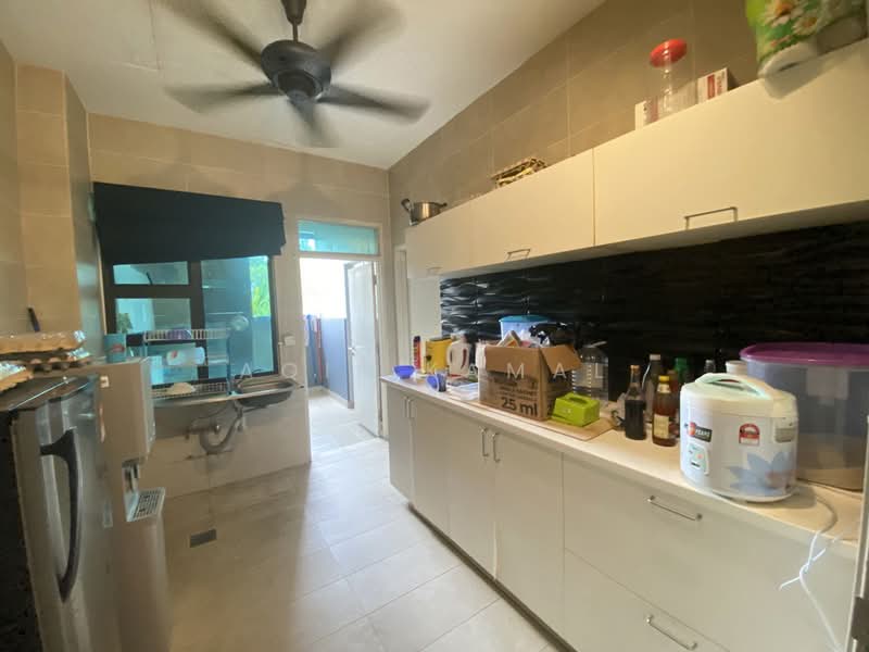 Semi-Detached House for Sale in Alam Impian (Shah Alam) - Aqil Kamal - Kitchen - PropertyGuru.com.my