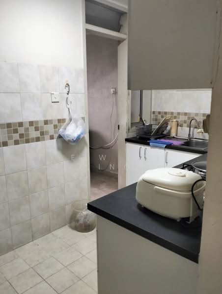 Pangsapuri untuk Dijual di Puteri Bayu Apartment - Yeow Wai Ling - PropertyGuru.com.my