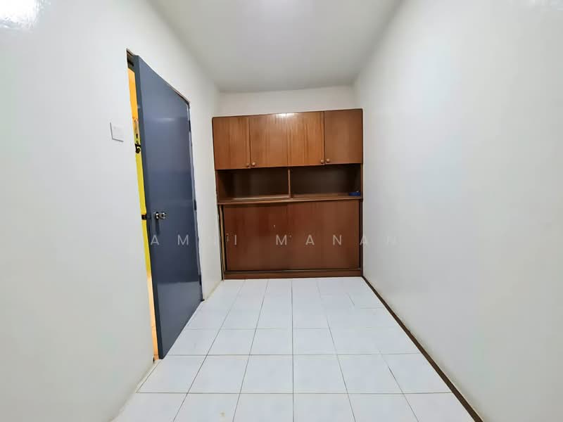 Apartment for Sale at Taman Bunga Raya - Amni Manan - Interior - PropertyGuru.com.my