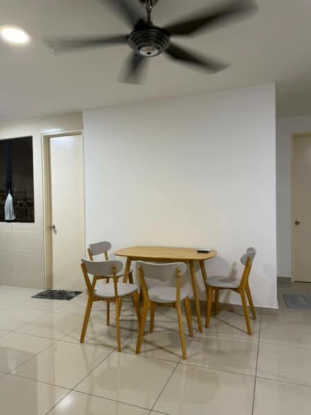 Kondominium untuk Disewa di Upper East @ Tiger Lane - Lee Muzi - Dining Room - PropertyGuru.com.my